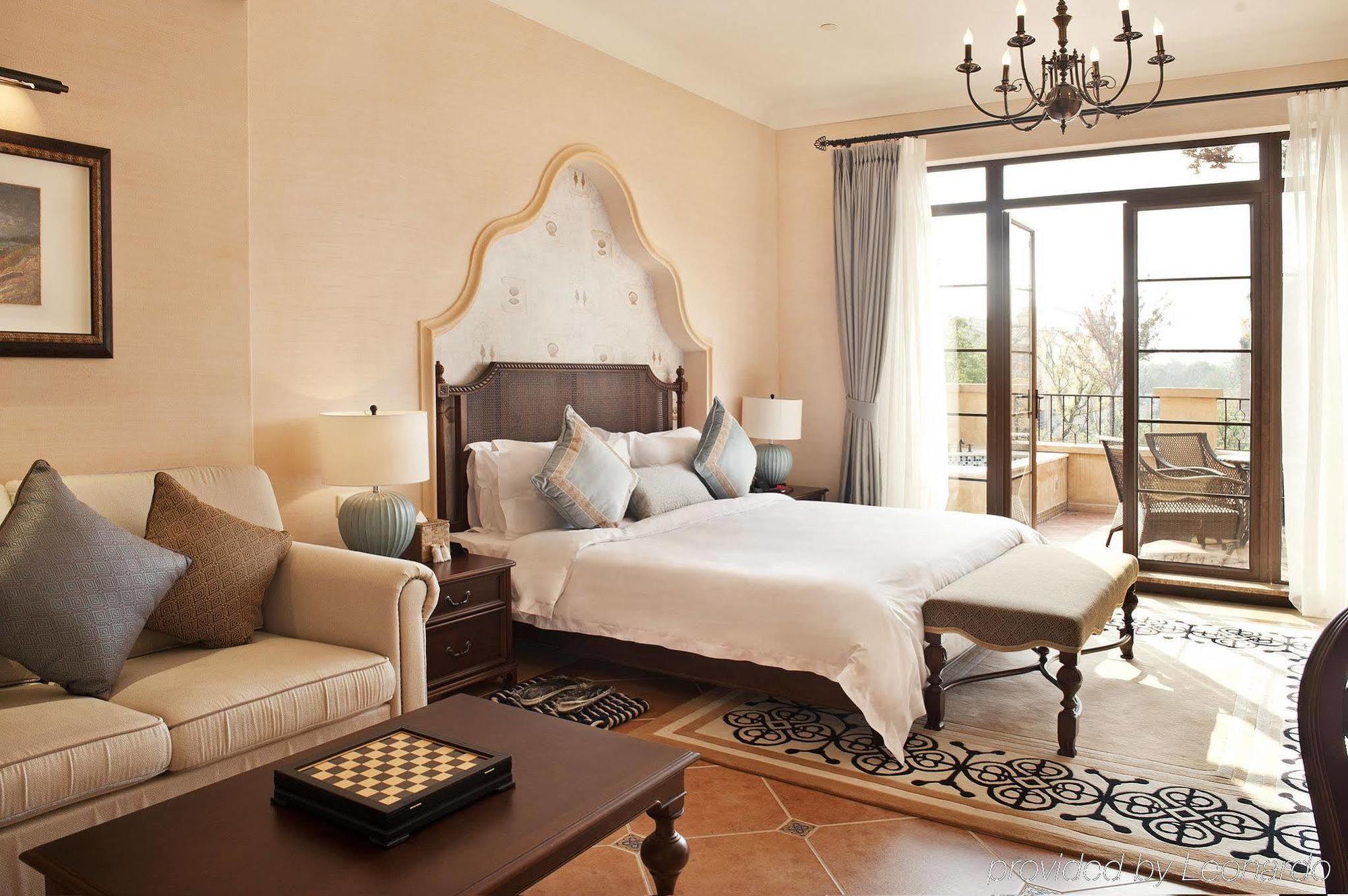 Le Camelia Hotel Shanghai Room photo